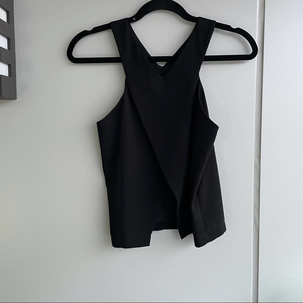 LULUS black sleeveless crossover open back classic crop basic top - Picture 2 of 8
